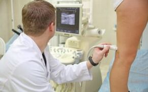 Μέθοδοι για τη θεραπεία των κιρσών των φλεβών στα πόδια στις γυναίκες